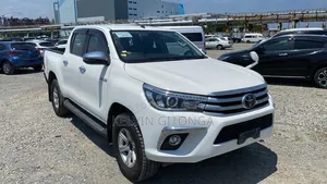 Toyota Premio 2017 White