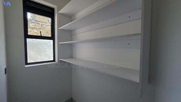 4bdrm House in Kimbo for sale - thumbnail 2
