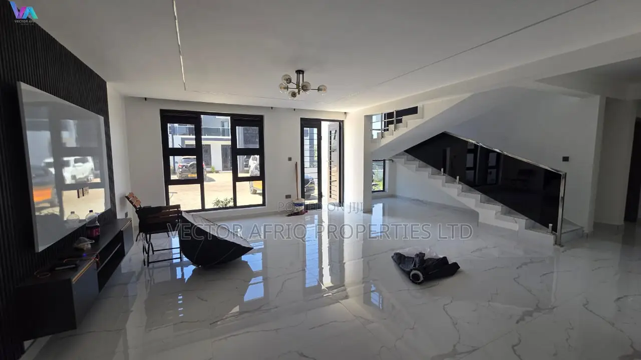4bdrm House in Kimbo for sale