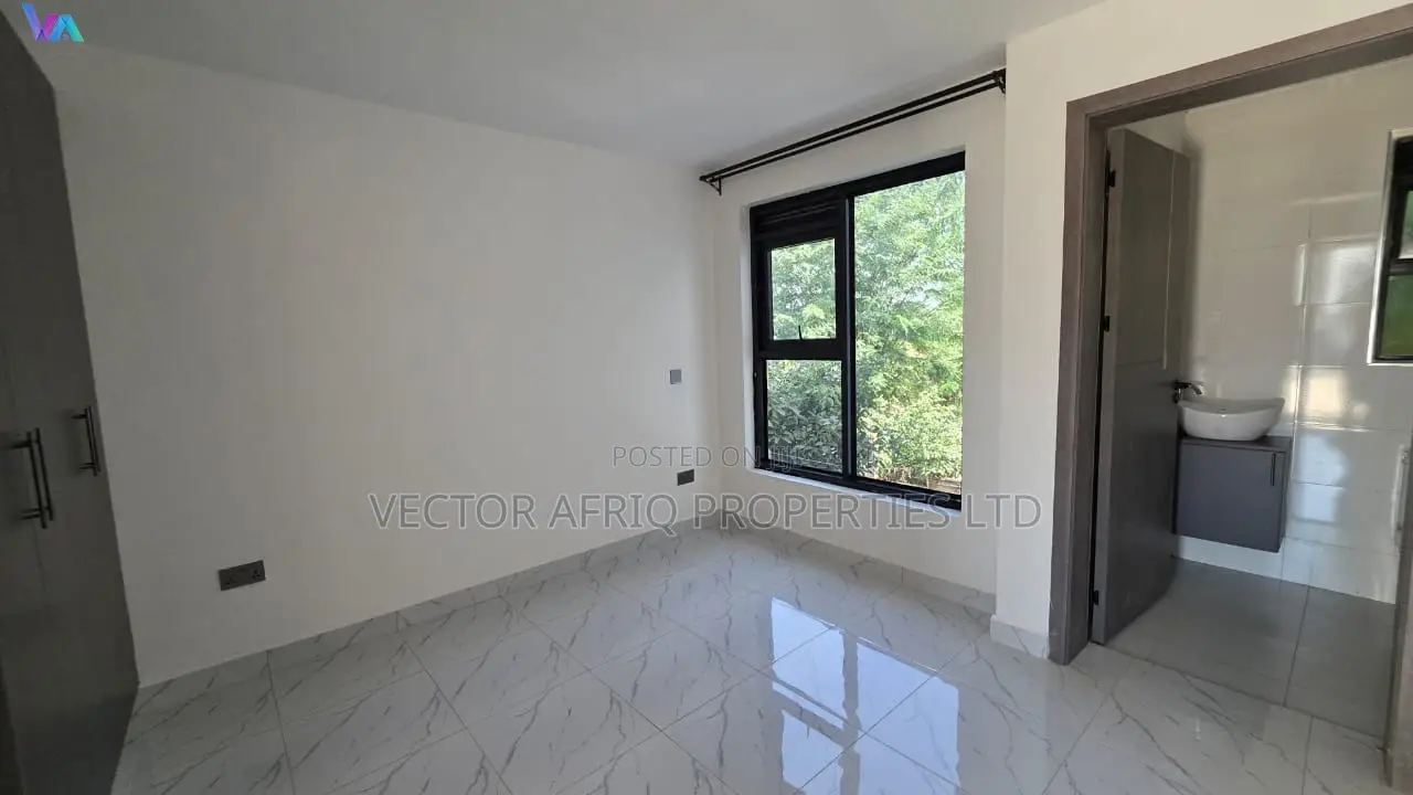 4bdrm House in Kimbo for sale