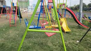 Swings For Sale - thumbnail 2