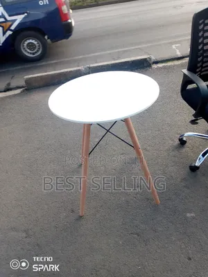 Round Eams Table