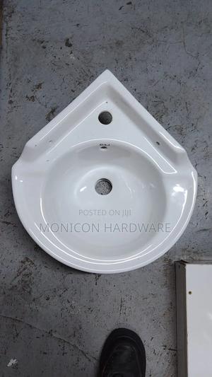Small Corner Sink-White in Color - main view