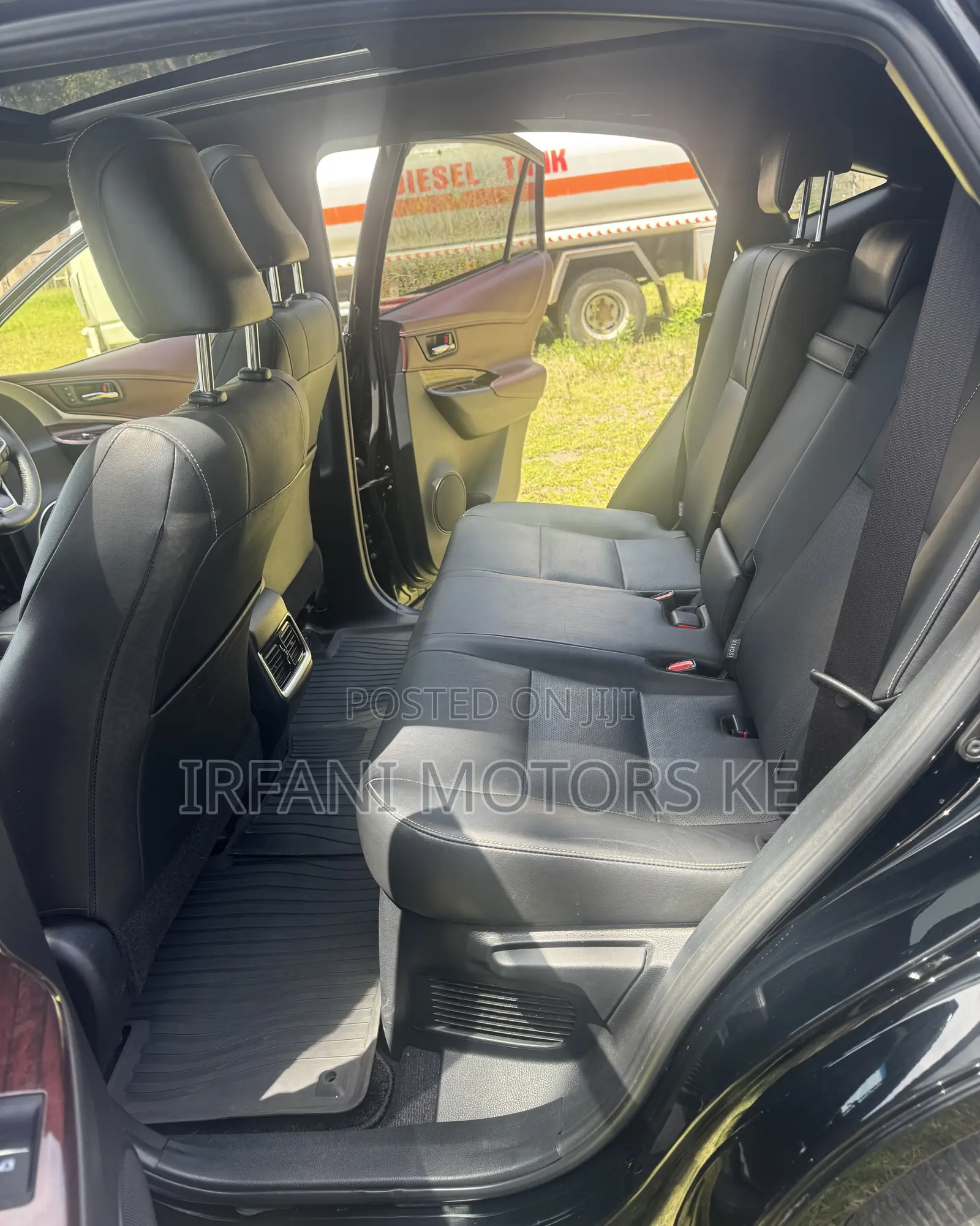 Toyota Harrier 2.0 2018 Black