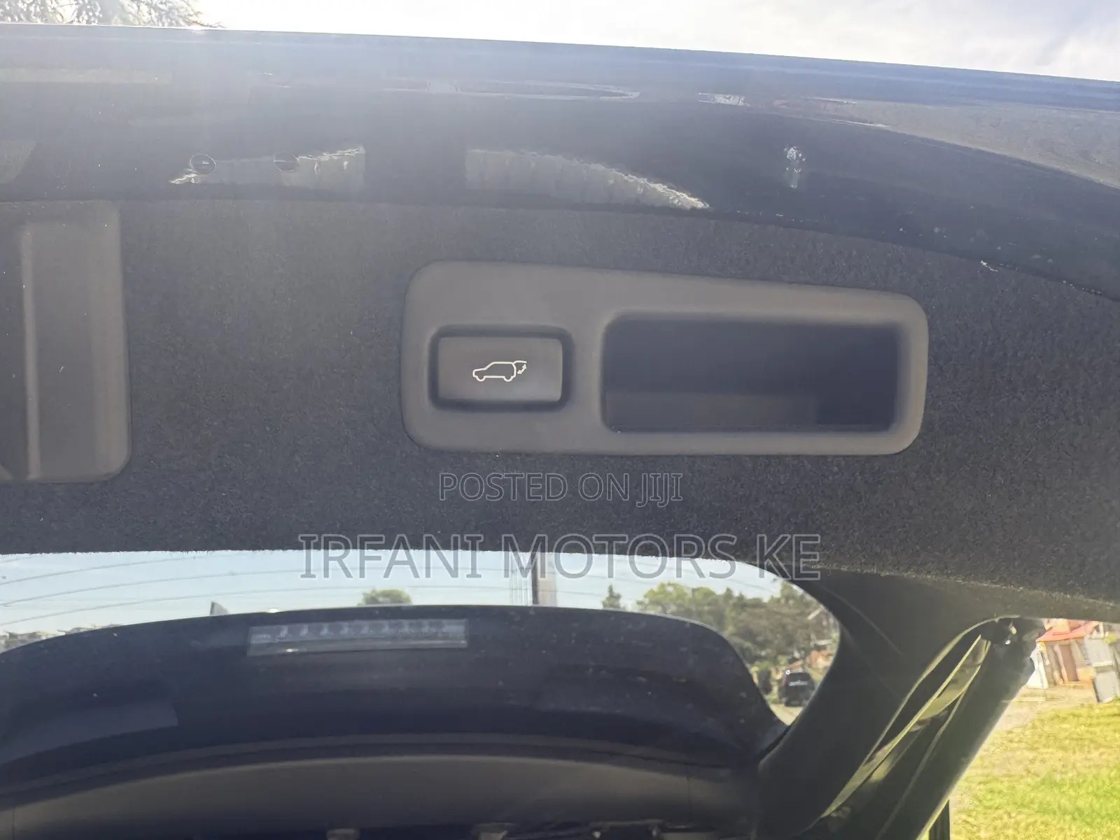 Toyota Harrier 2.0 2018 Black