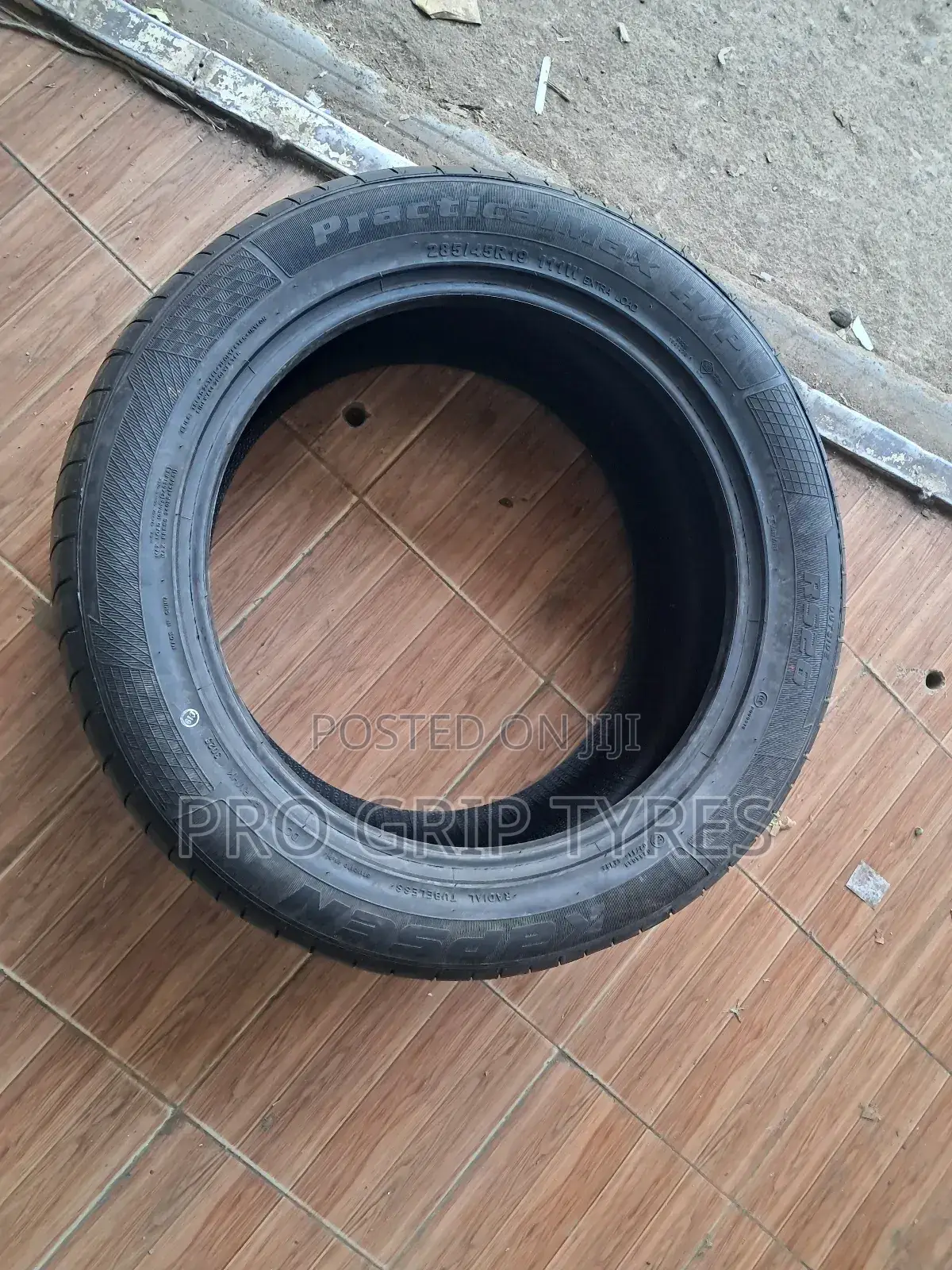 Kapsen 285/45r19