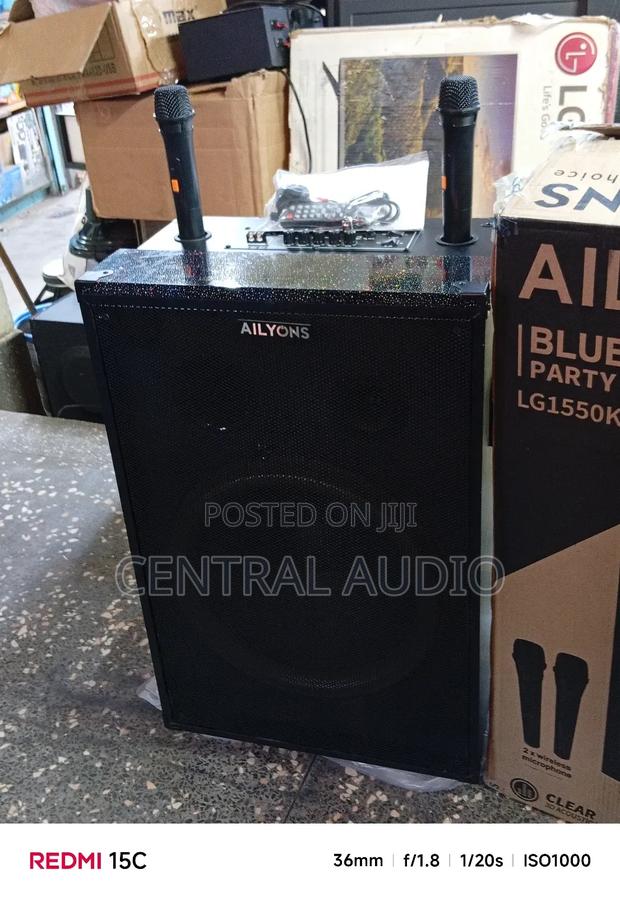 Ailyons Lg 15inch Portable Powered Speaker