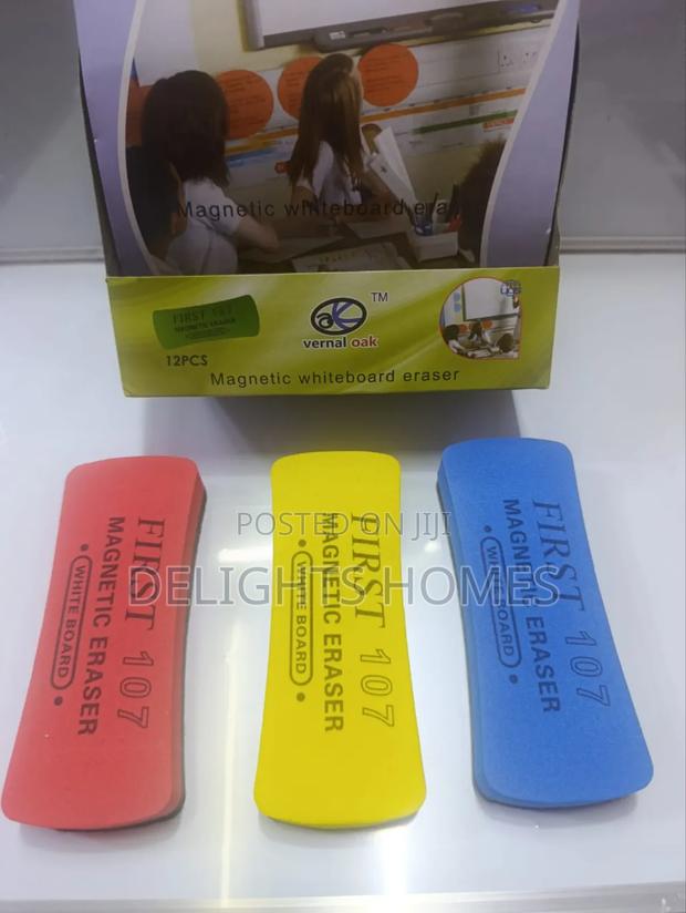 Whiteboard Magnetic Eraser - main view