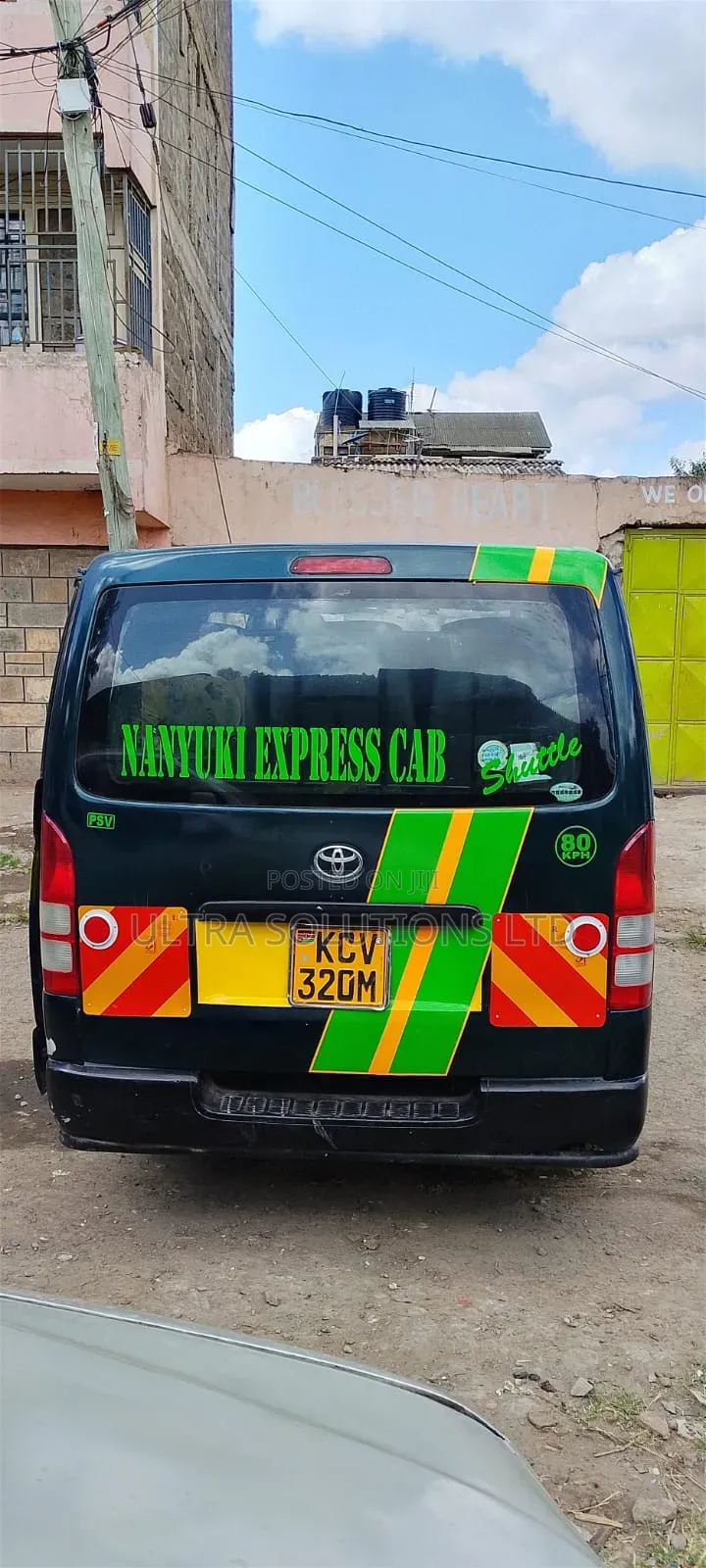 Toyota HiAce 2012 Green