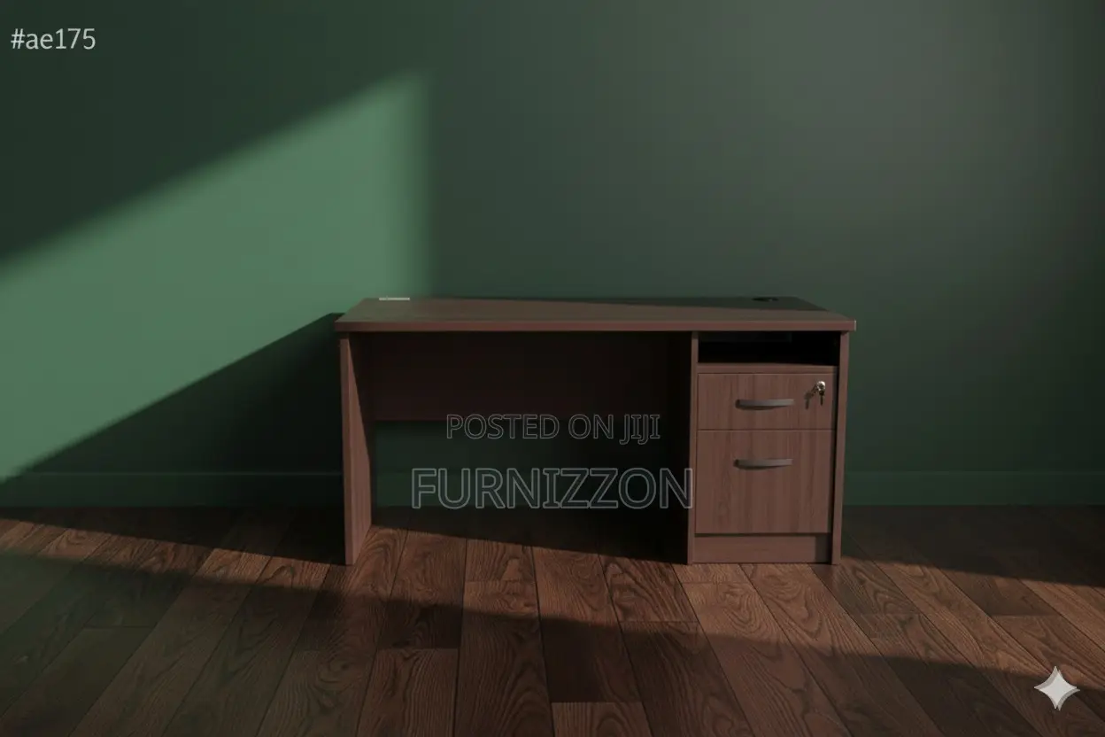 Spacious Home Office Desk With 1.4 Meter Surface