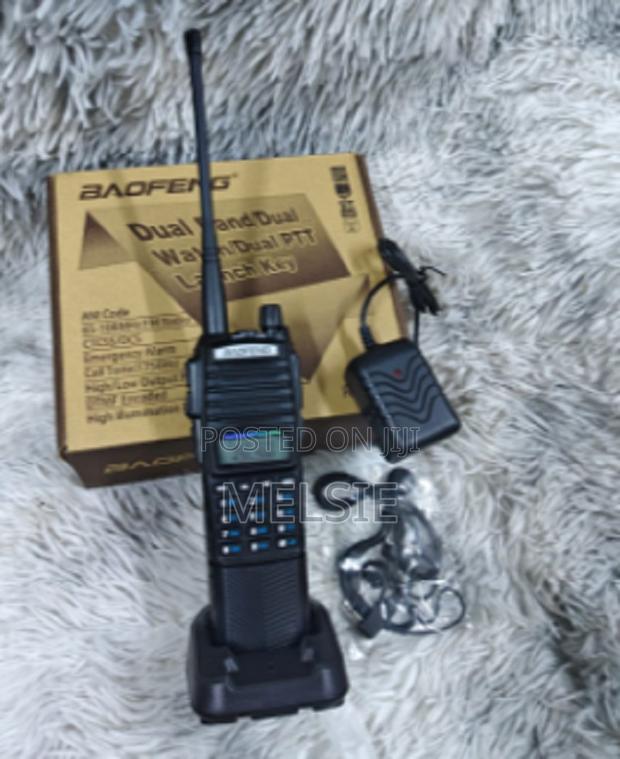 Uv-82 8w Professional Radio - Superior Performance for Critical Comm. - main view