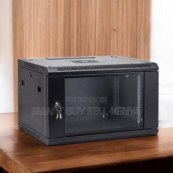 6u Wall Cabinet, Lockable Front Door Adjustable Mounting Rails
