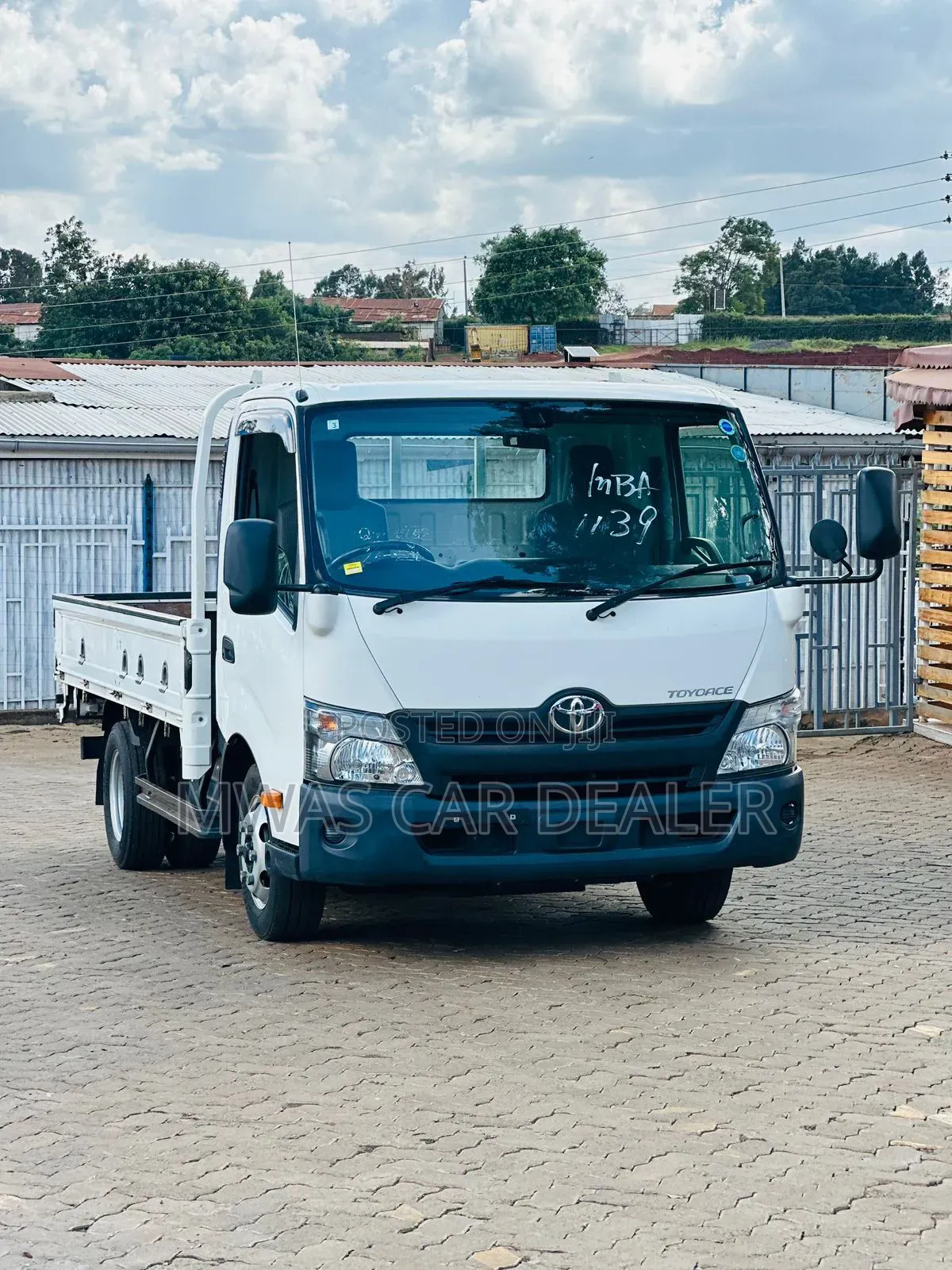 Selling Toyota Dyna