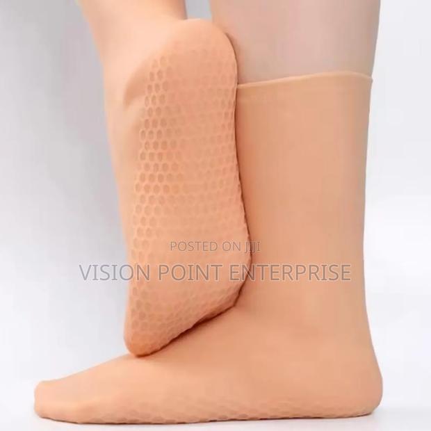 Silicon Anticracking Moisturizing Socks - main view