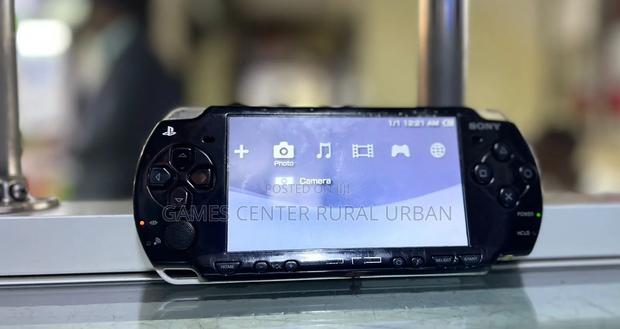 PSP Chipped With 7 Free Games - thumbnail 3