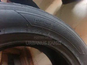 225/55r16 Maxtrek Tyre