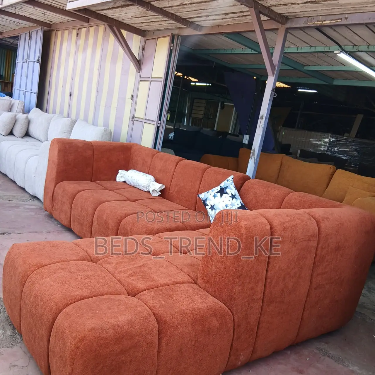 Elementary Classy 6 Seater Bubble L Sofa