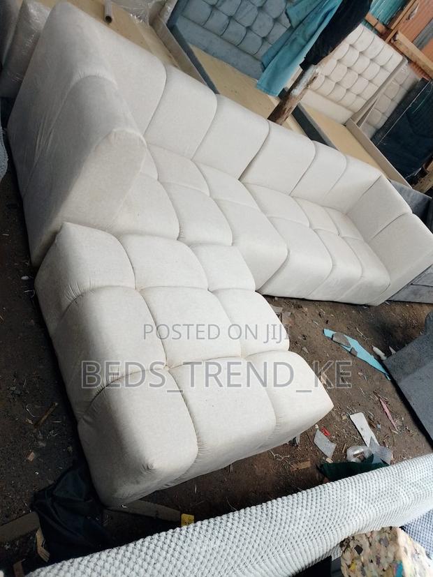 Newly Crafted 6 Seater Bubble L Shaped Sofa - main view