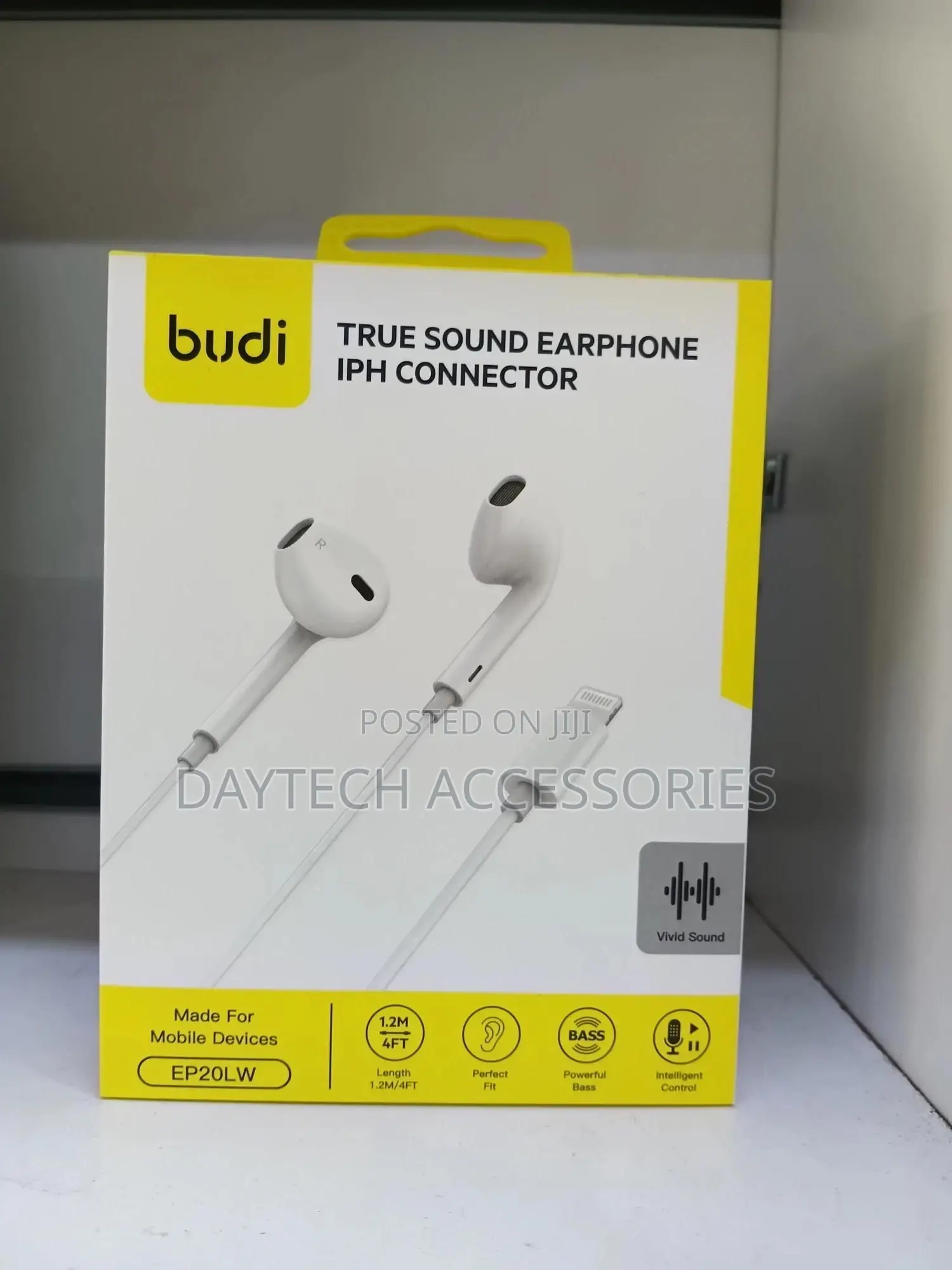 This Is a Budi Ep20lw Wired Earphone With a Lightning Connector.