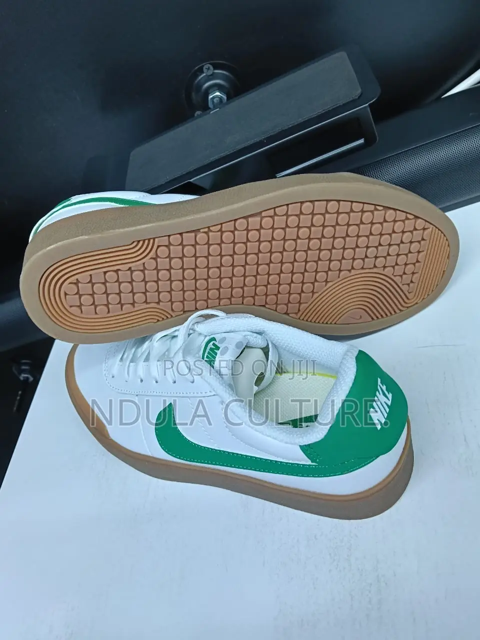 Nike Court Shot Sneakerz