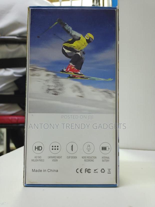 Handheld 4k Action / Body Camera With Rotating Lens - main view