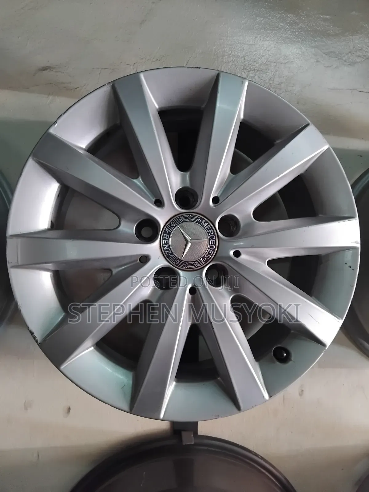 Mercedes Benz C200 Size 16inch Rims