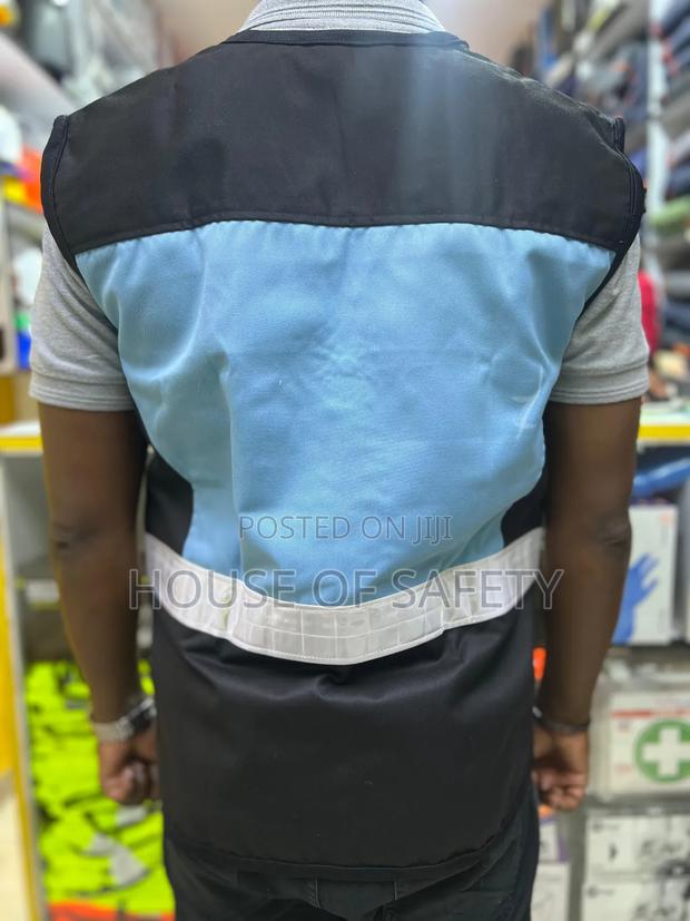 2 Colours Piped Sleeveless Jackets - thumbnail 3