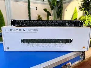 Behringer U-phoria Umc1820 Usb Audio/Midi Interface.