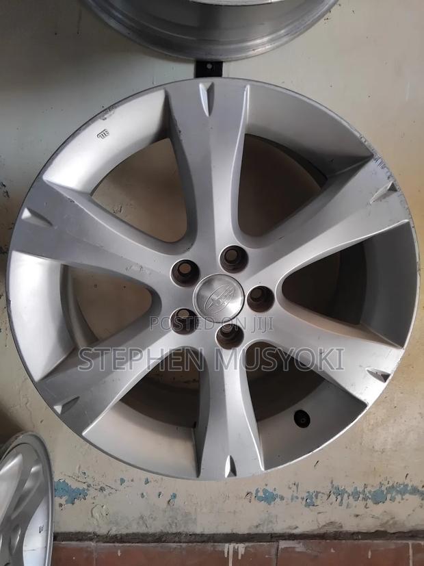 Subaru Legacy 17inch Wheels