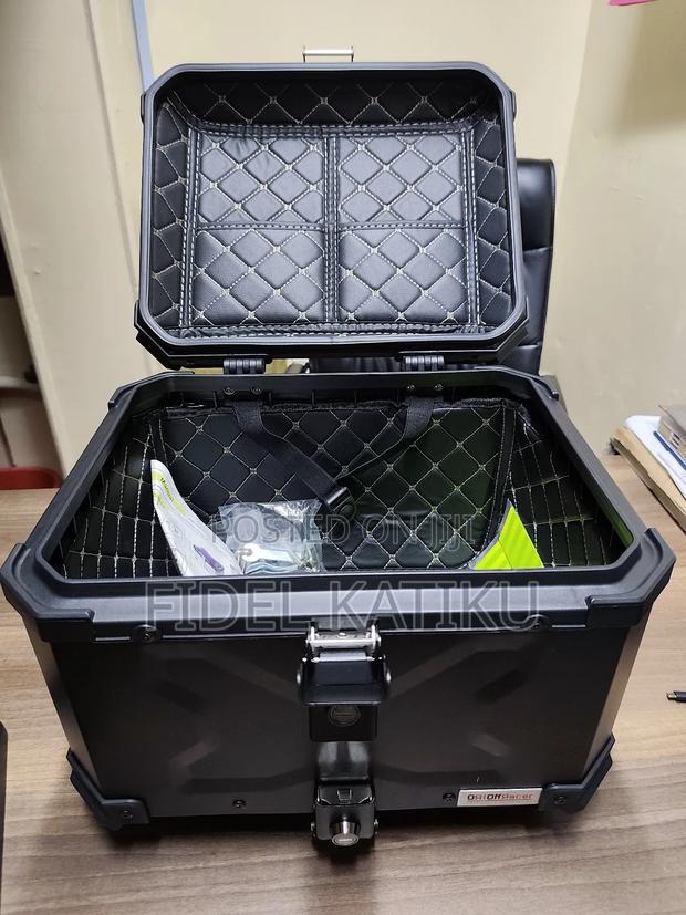 Motorcycle Topbox - thumbnail 3