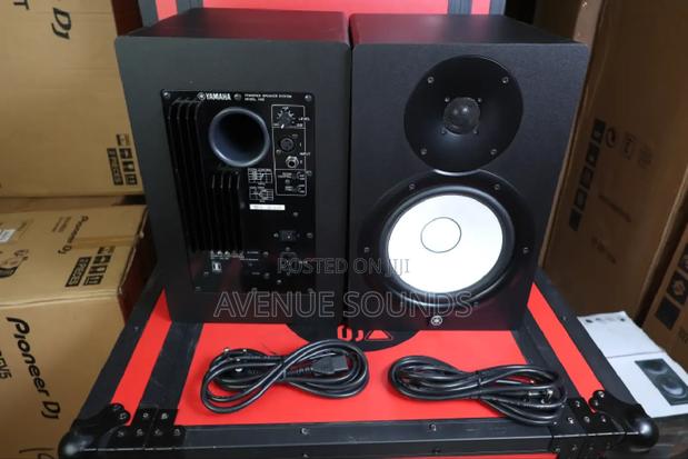 Yamaha Hs8 Powered Studio Monitors - thumbnail 3