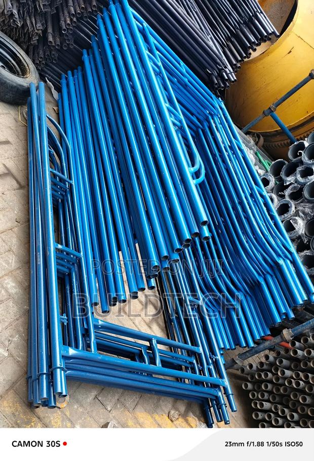 2m Height Acces Ladder - thumbnail 2
