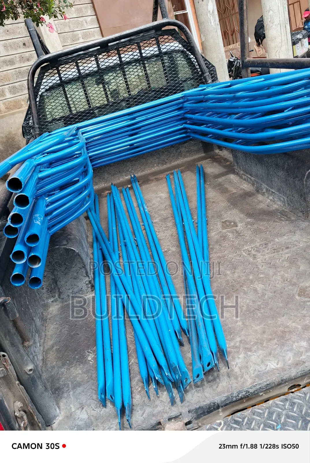 Builder's 2m Height Scaffolding Ladder