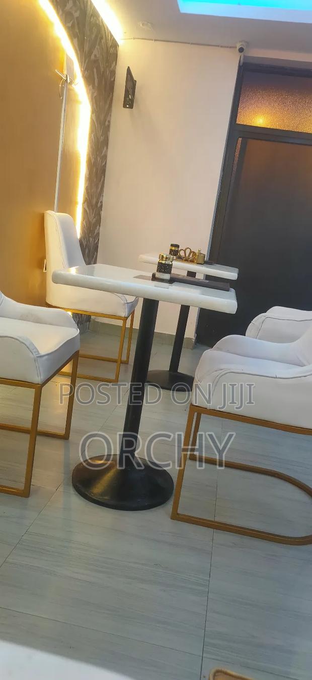 Modern Restaurant & Hotel Seats - thumbnail 2