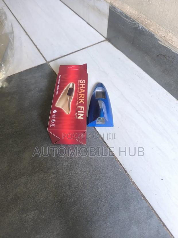Car Shark Fin Antenna With Led Light Universal Decorative Roof Antenna - thumbnail 2