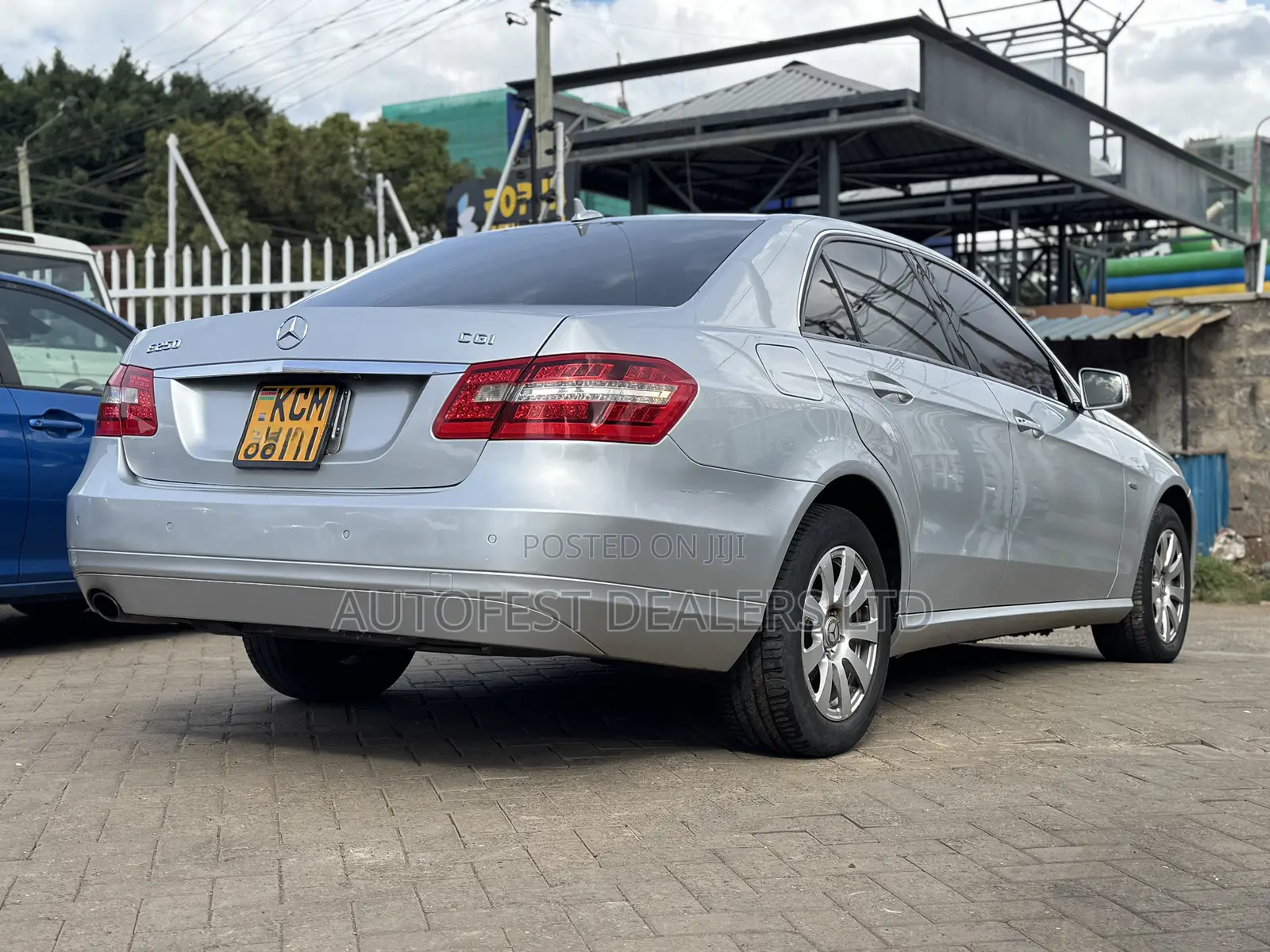 Mercedes-Benz E250 2010 Silver