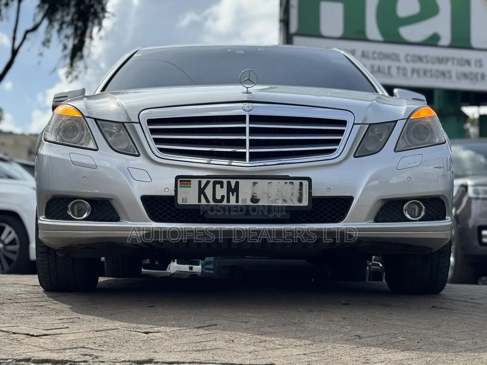 Mercedes-Benz E250 2010 Silver