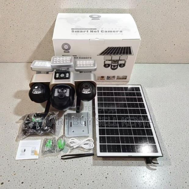 Durable 12mp 4g PTZ Triple Lens Solar Camera With Solar Flood Light