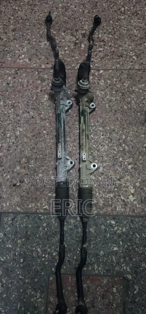 Nissan Xtrail T32 Steering Rack