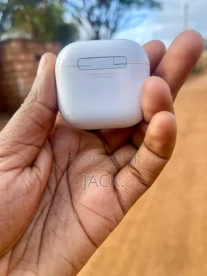 Airpods 4 Anc on Offer