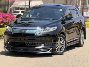 Toyota Harrier 2.0 2018 Black