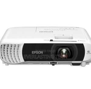Eb-Fh08 Projector Full Hd 1080p, 3600 Lumens Projector - thumbnail 2