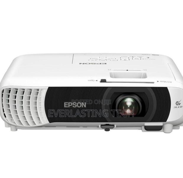 Eb-Fh08 Projector Full Hd 1080p, 3600 Lumens Projector - main view