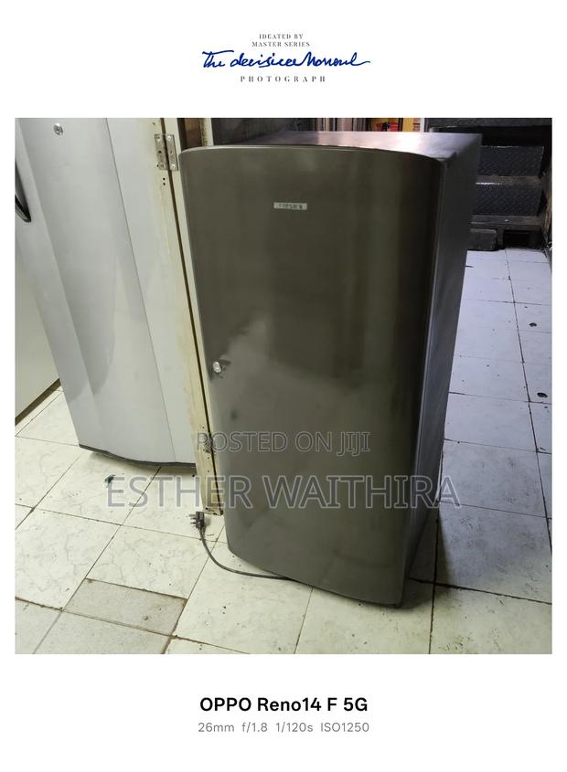Single Door Sumsung Fridge 180litres - thumbnail 4