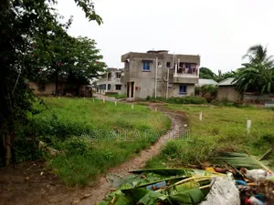 Plot for Sale Best Position for Residental