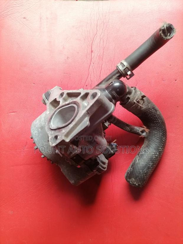 Water Pump Hybrid Toyota Fielder/Noah