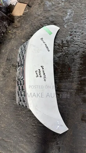 Daihatsu Move Bonnet