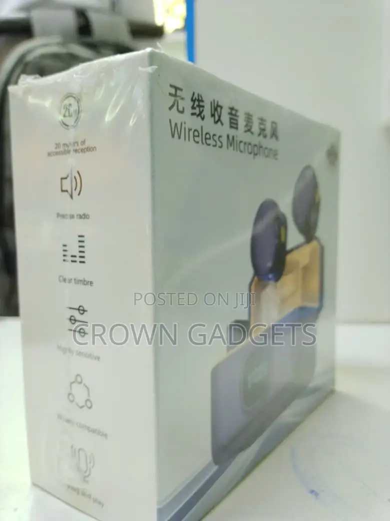 Q8 Dual Wireless Microphone With Led Charging Case