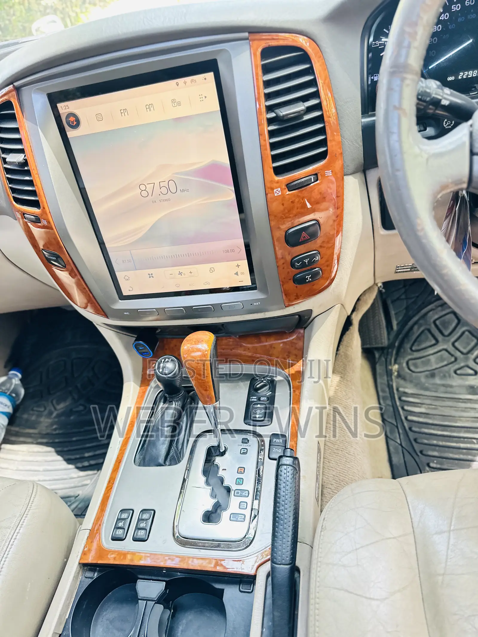 Toyota Land Cruiser Prado 1999 White