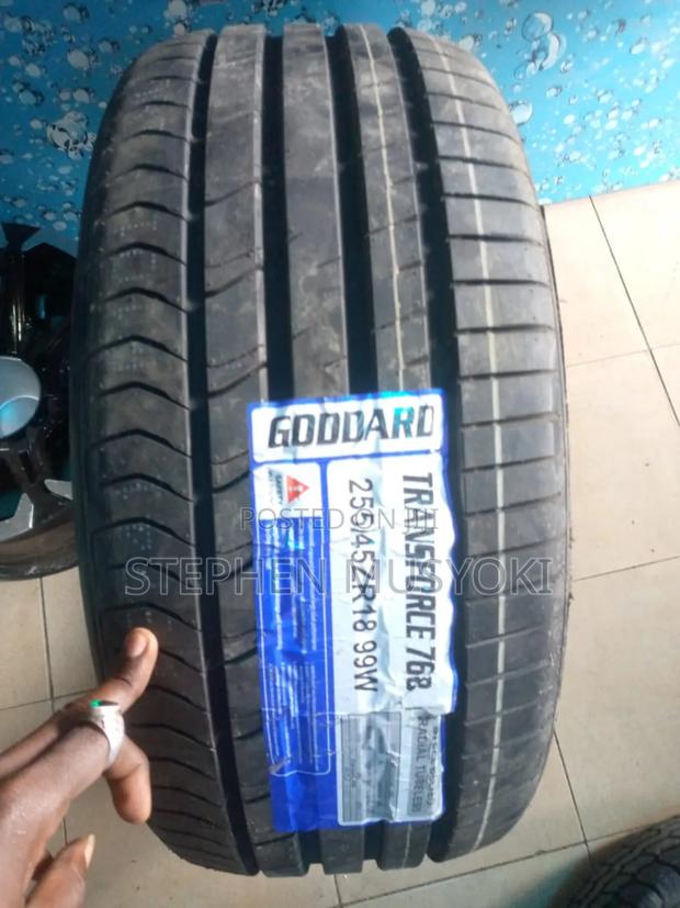 255/45zr18 Goddard Tyre